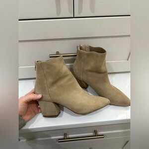 Steve Madden Mistin Ankle Boots